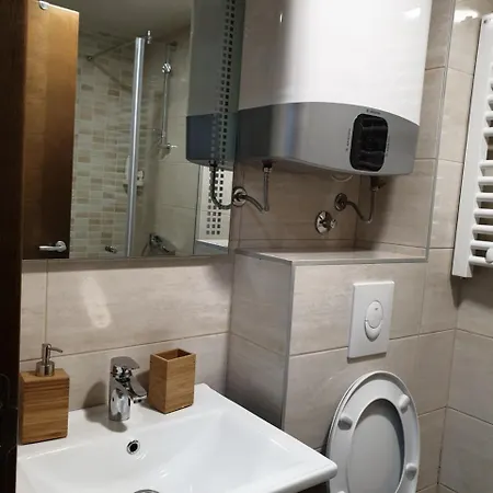 Bear's Eye View Apartment *